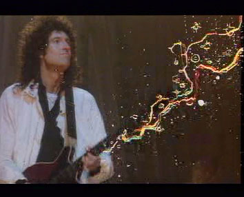 Imagenes del Video A Kind Of Magic